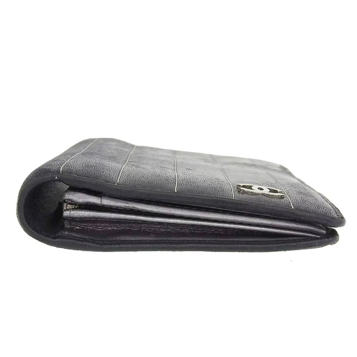 10 A30043 (Good). Pre-Owned Chanel CHANEL Mademoiselle Line Coco Mark Logo Stripe Long Wallet No