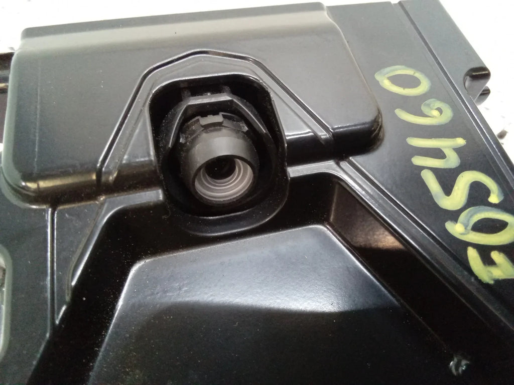 Pre-Owned 2017  Prius Front Windshield Lane Departure Warning Camera 8646C-47031 OEM (Good)