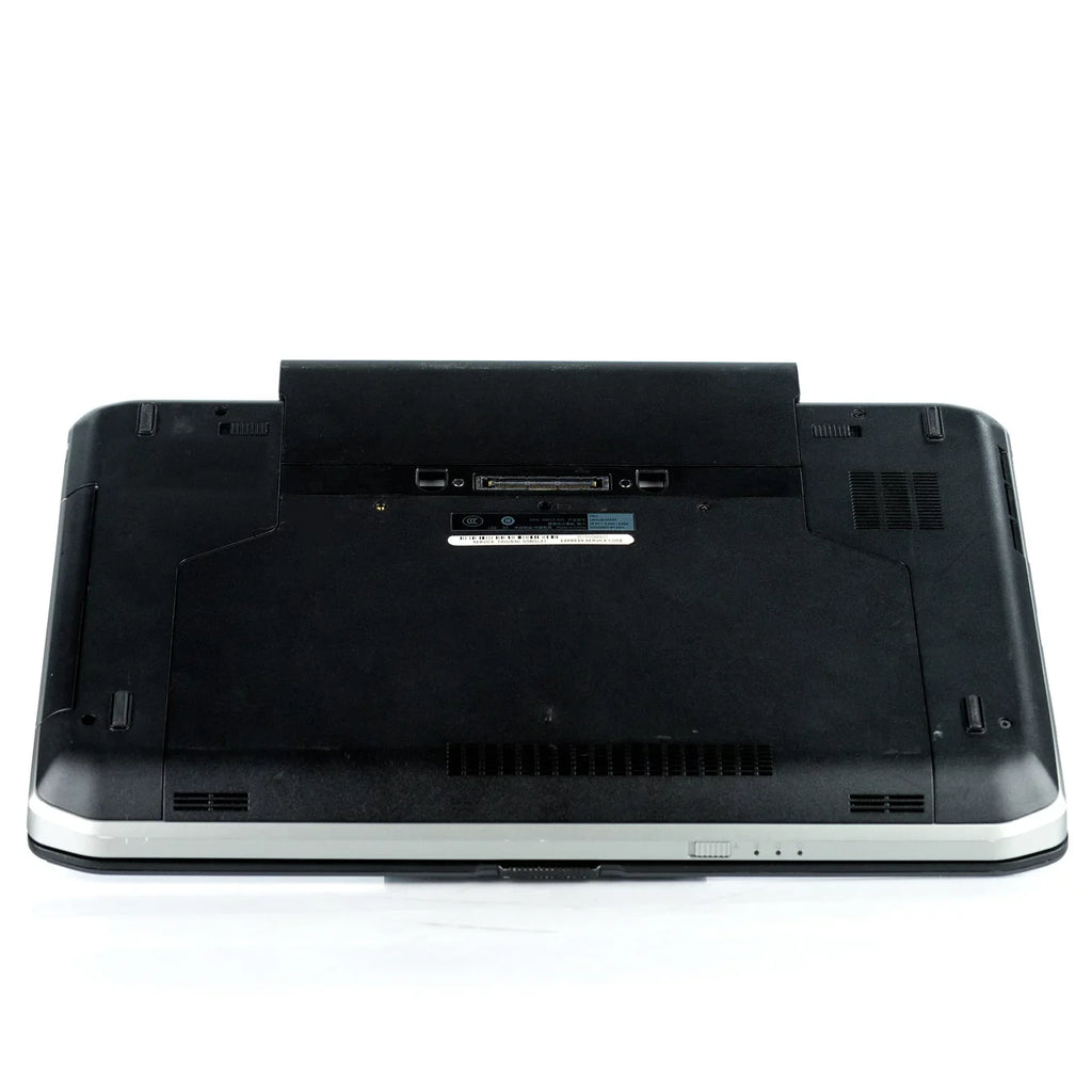 15.6" PC Laptop,  Core i7, 8GB RAM, 256GB HD, DVD-ROM, Windows 10, Silver (Used)