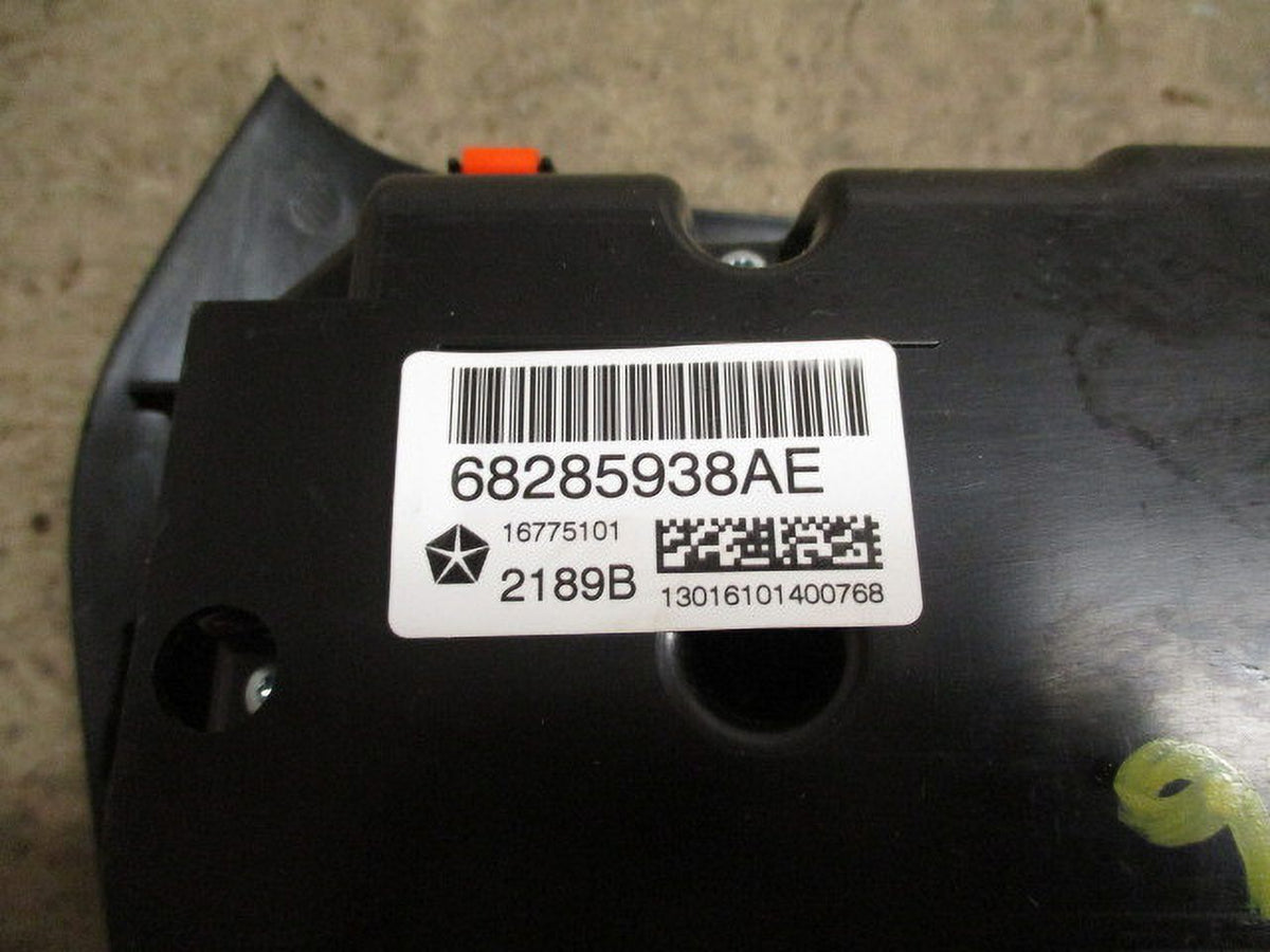 Pre-Owned 19 20 21 22 Jeep Cherokee Manual Climate AC Heater Temperature Control OEM LKQ (Good)