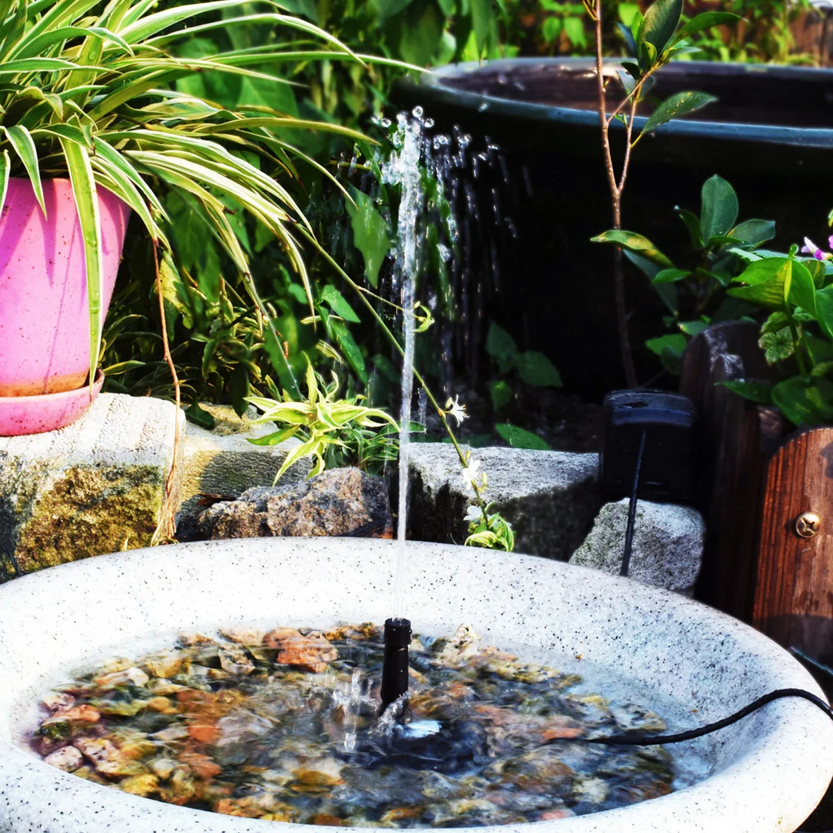 Lixada Solar Panel aqua Pump Fountain Pump Adjustable for DIY Birdbath Fish Tank Small Pond Patio Lawn Pool Garden